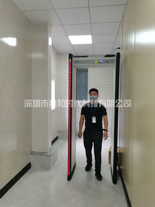揭陽機(jī)場從我司（維和時(shí)代）采購METOR6S進(jìn)口金屬探測(cè)安檢門[圖文]
