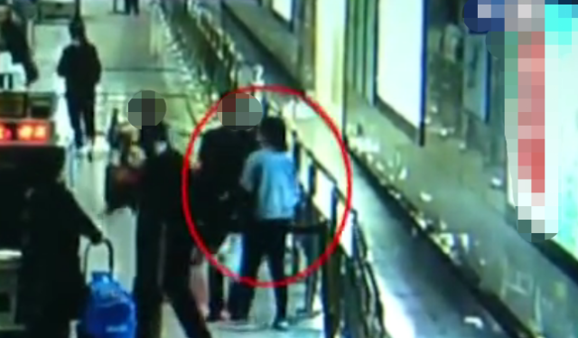 X光機(jī)廠家：女子拒絕過地鐵安檢不配合檢查是違法行為！