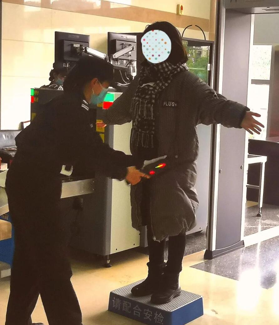 法院安檢為啥那么嚴？看完這幾張圖你就全明白了